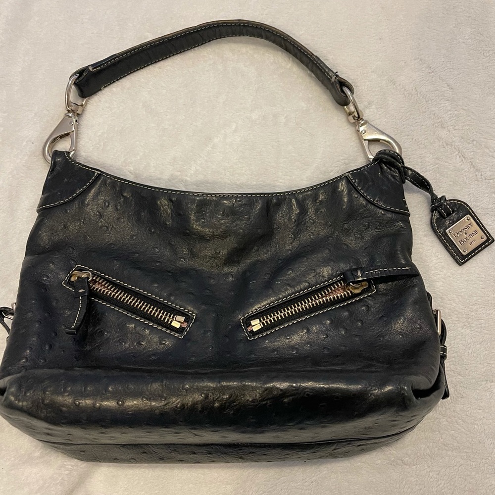 Vintage y2k Dooney & Bourke black leather purse